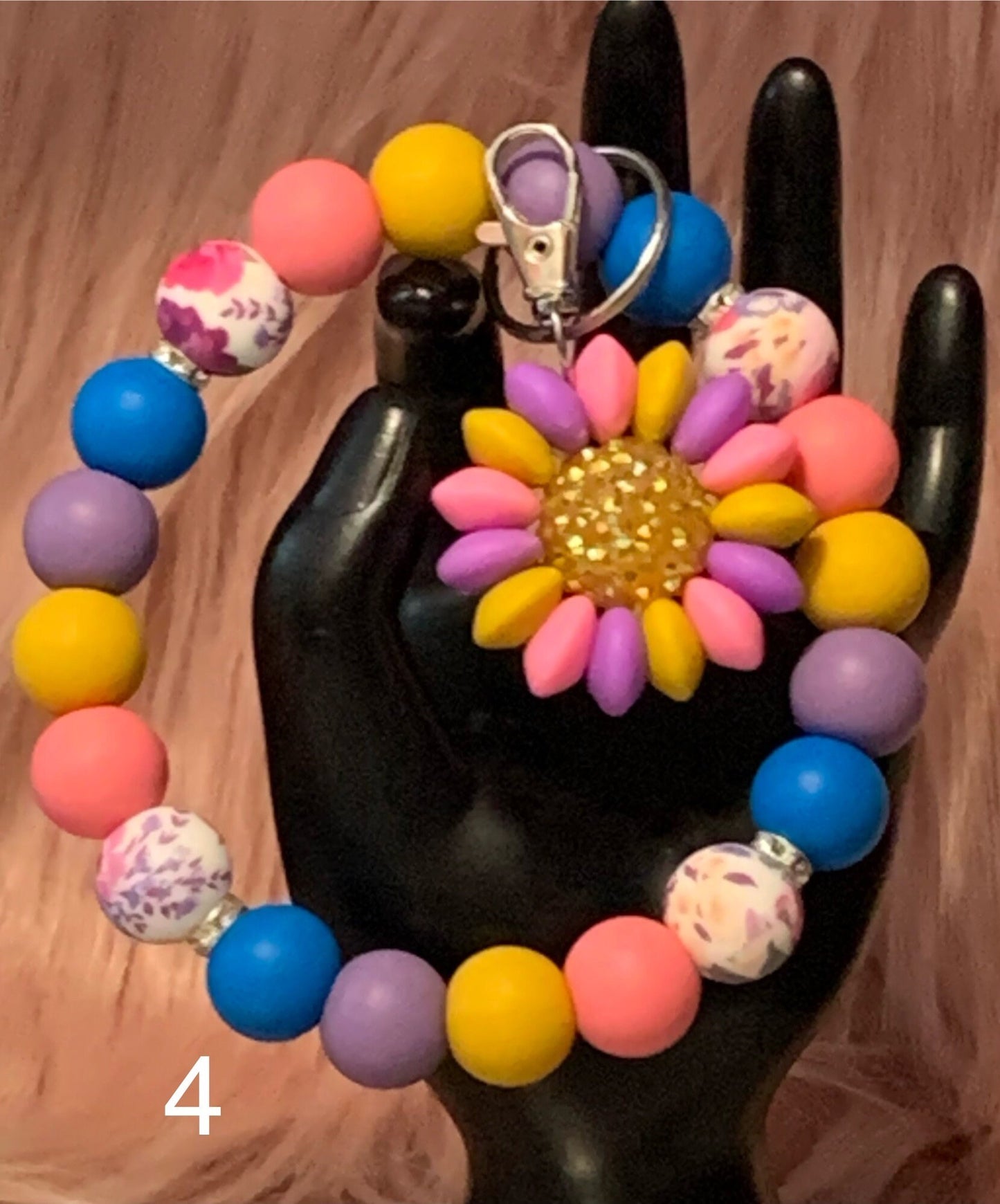 Silicone Wristlet Keychain/Flower Keychain
