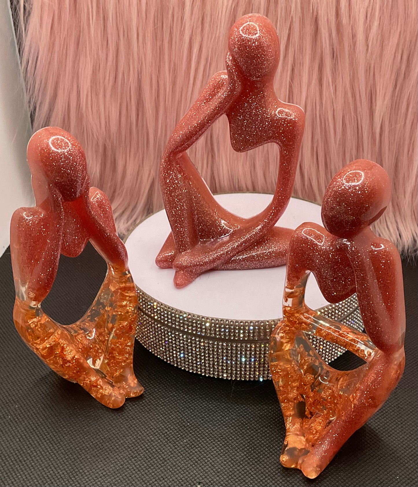 Thinkers/ Trinkets/Apple/Modern Art/Bookshelf/Resin Sculpture