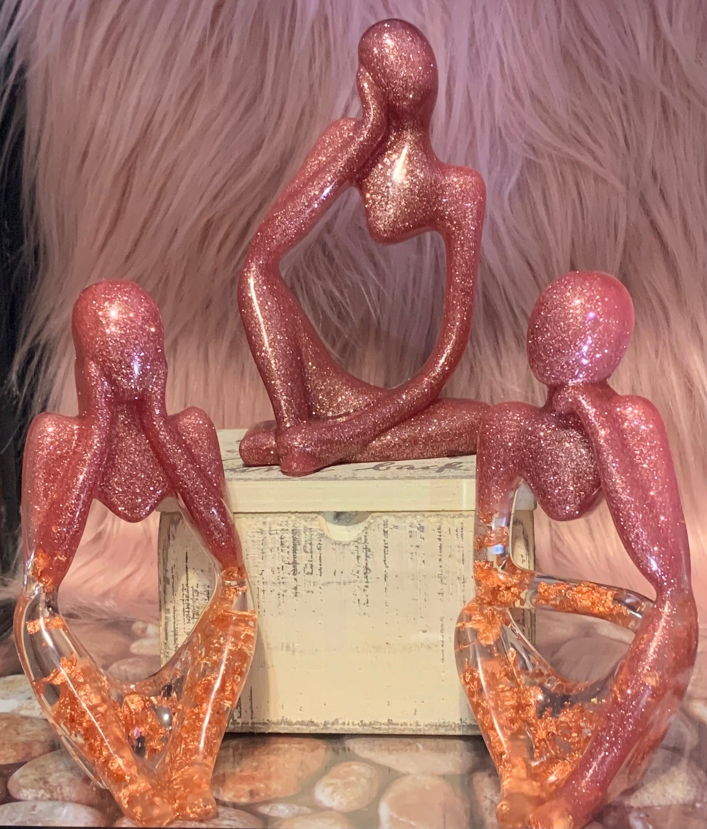 Thinkers/ Trinkets/Apple/Modern Art/Bookshelf/Resin Sculpture