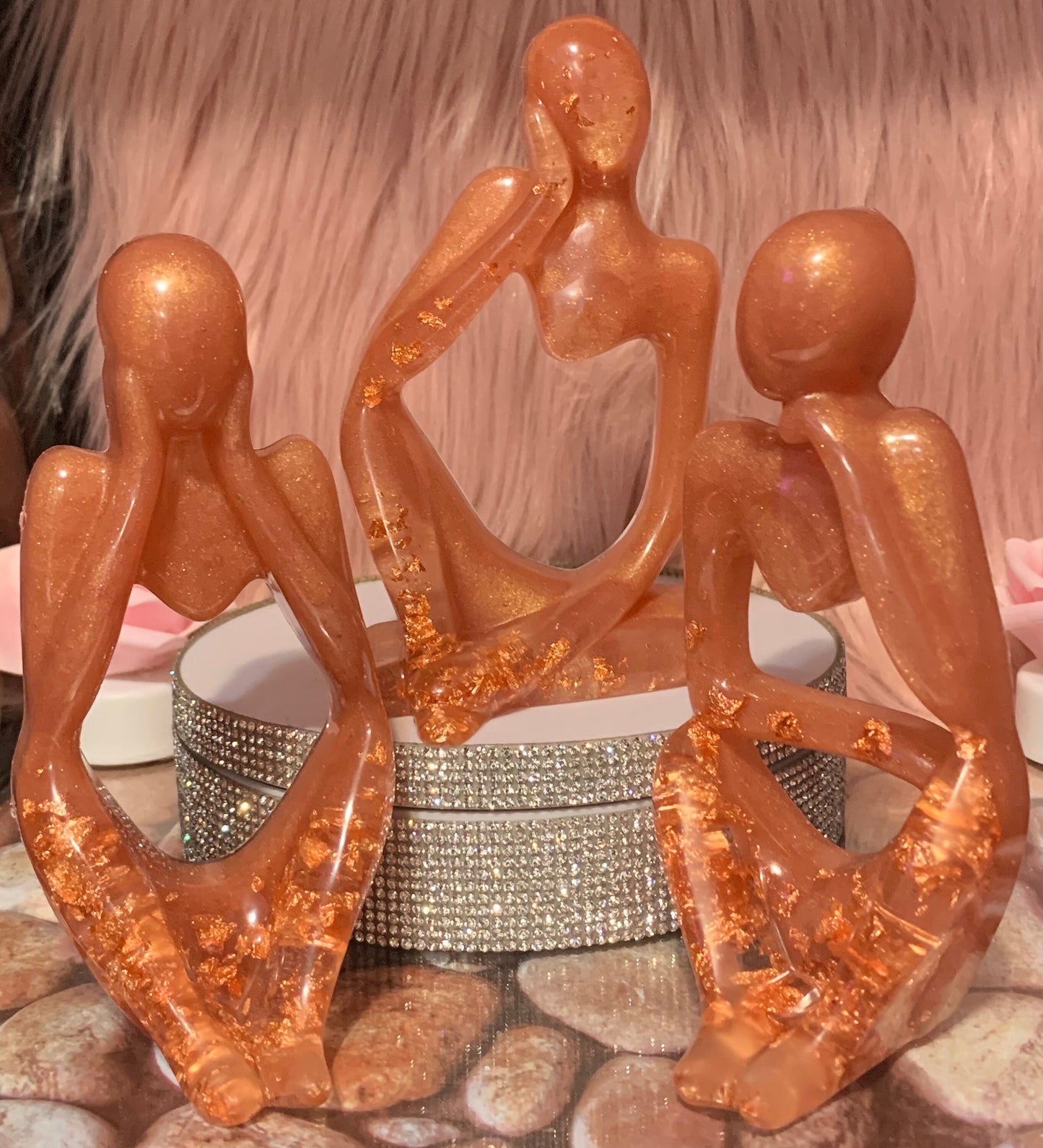 Thinkers/ Trinkets/Apple/Modern Art/Bookshelf/Resin Sculpture
